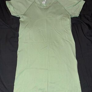 Lululemon Light Green Swiftly Tech Short Sleeve Shirt 2.0